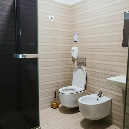 Hotel Celiku *